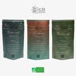 Charger l&#39;image dans la galerie, Découvrez de nouvelles saveurs et laissez-vous emporter par un voyage gustatif avec notre pack découverte qui regroupe notre infusion douce nuit, notre infusion exotique et notre thé vert. Profitez d&#39;un moment de détente et de bien-être tout en découvrant de nouvelles saveurs exotiques.
